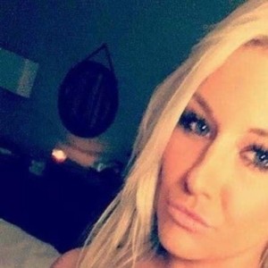Khloe, Mount Isa escorts