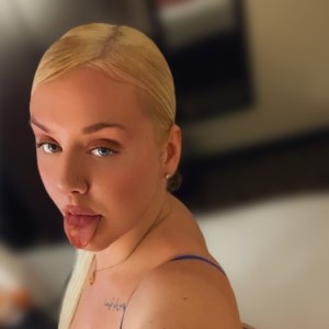 Cashout Lele, Poinciana escorts