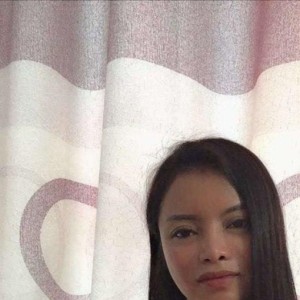 Mia, Bardon escorts