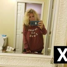 Woman, Richlands escorts