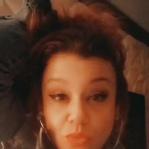 Miss Red, Morton escorts