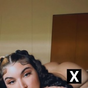 Alyssa, Troy escorts