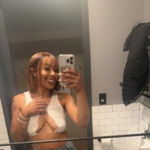 Jazmine, Coon Rapids escorts