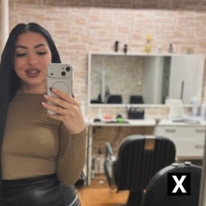 Karina, Leeds escorts