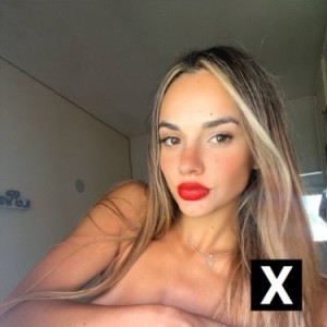 Ani, South Gate escorts
