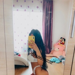 Bruneta Frumoasa La Hotel Sau Domiciliul Meu ! 0758609232, Cluj-Napoca escorts