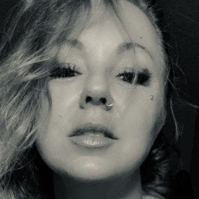Nikki, Portland OR escorts