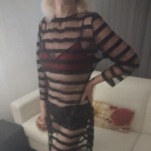 Kinky, Ascot escorts