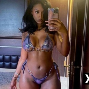 Isa, Worsley escorts