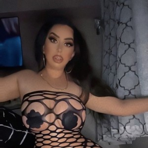 Nikki, Pearland escorts