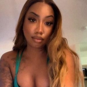 Selyse, Taylor escorts