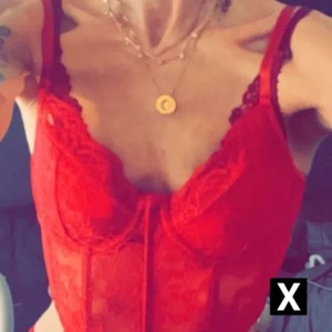 Roxy, Chesterfield escorts