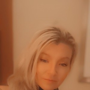 Nikki, Annapolis escorts