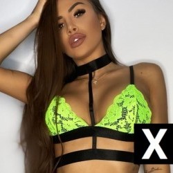 Becky, Horley escorts