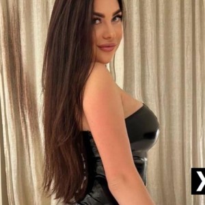 REBECKA, Leatherhead escorts