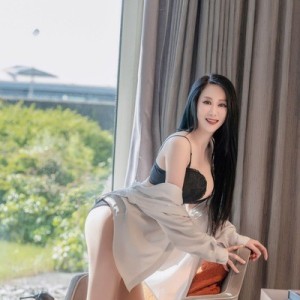 Tina, Euskirchen escorts