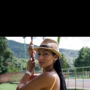 Nakary, Mieres escorts
