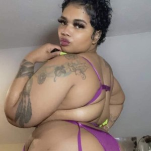 Janelle, Calhoun escorts