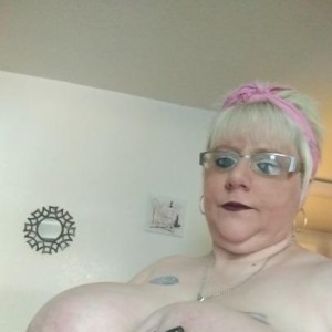 Mimi, The Villages escorts