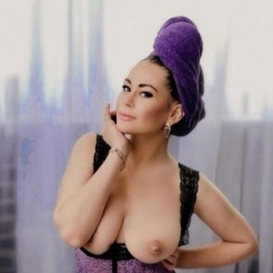 Sandra, Peristeri escorts