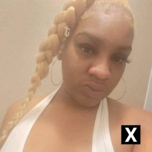 Camille, Oyster Bay escorts