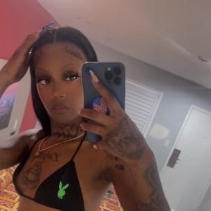 Lola, La Quinta escorts