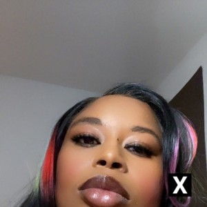 Destiny, Manor escorts