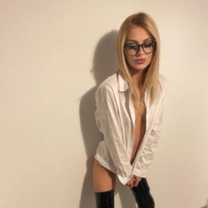 Becka " Locație De LUX 1 Zi In Oras 0752843191, Arad escorts