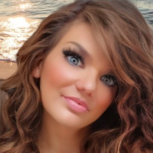 Savannah Lynn, Virginia Beach escorts