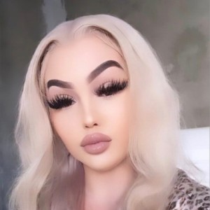Molly, Keene escorts