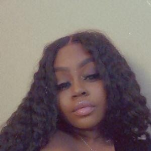 Dee, Meridian escorts