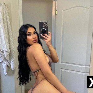 Karol, Hove escorts