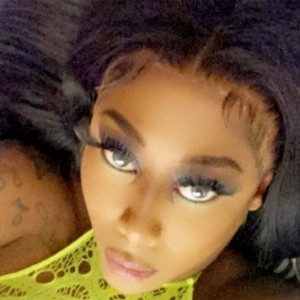 Tori, Chicago escorts