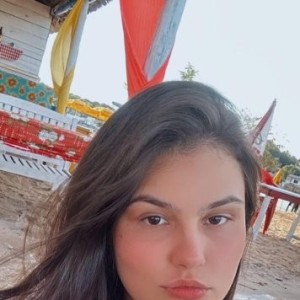Mia, Mililani escorts