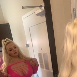 Molly, West Hartford escorts