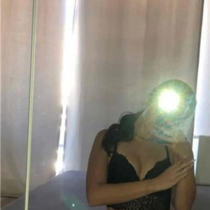 Andra , Studentă De Ani, Oradea escorts