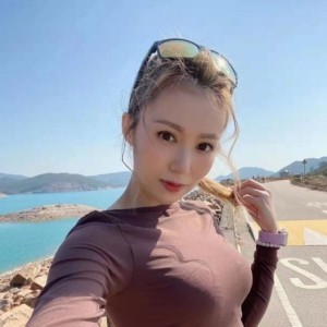 LE LE, Ontario escorts