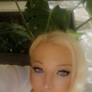 Natalia, Peristeri escorts