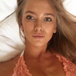 Karina, Sierre escorts