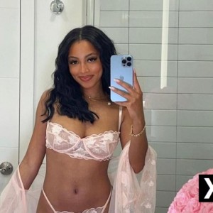 BELLA, Binfield escorts