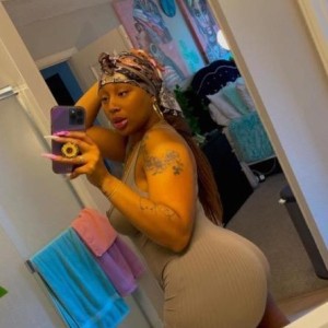 Kendra, Bradenton escorts
