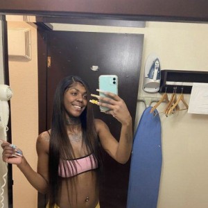Lala, Winston-Salem escorts