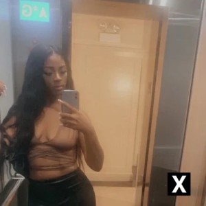 LEILANI, Champaign escorts