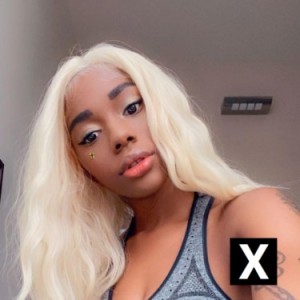Hazel, Compton escorts