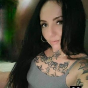 Megan, Bowie escorts