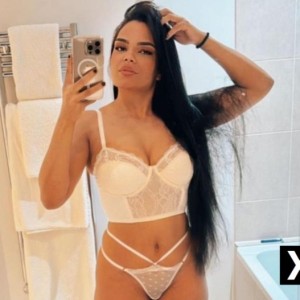 LIZ, Blantyre escorts
