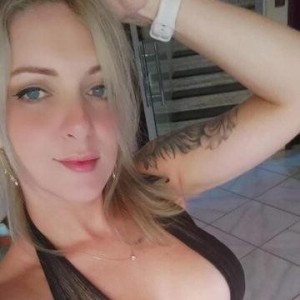 Gabi, Blumenau escorts