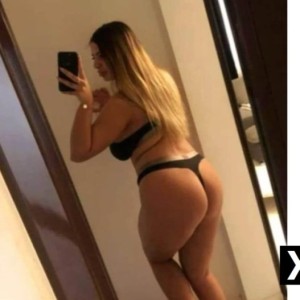 Selena, Evesham escorts