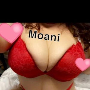 Moanica, Newman escorts