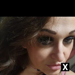 Jewels, Akron escorts